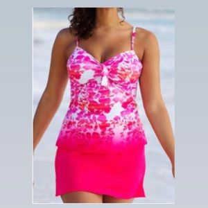 Plus size Fuchsia Tankini swimsuit NEW NEVERWORN